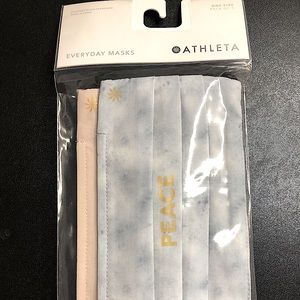 ATHLETA everyday masks 5pk